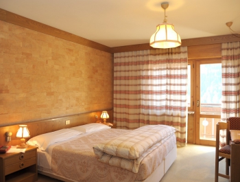 Marcowe NARTY na CIVECIE Termin: 06/03.-13/03.2027 Hotel PRINCIPE Santa Fosca  CENA: 800,-€/osoba dorosła  skipass w cenie - zdjęcie6