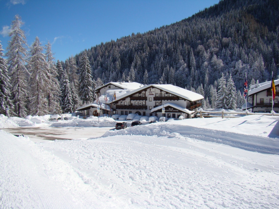 Hotel MOLINO 4**** FALCADE Sezon 2026
