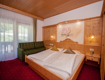 Region 3 ZINNEN sezon  2025   Hotel 