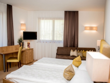 Region 3 ZINNEN sezon  2025   Hotel 