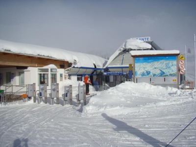 PIERWSZY TYDZIEŃ GRUDNIA 2008   , ale nas zasypało w Falcade - zdjęcie6