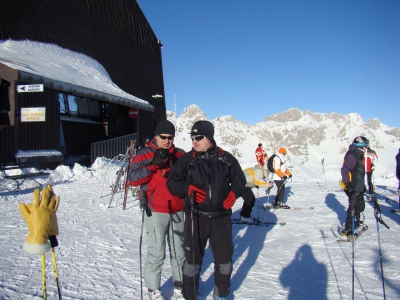PIERWSZY TYDZIEŃ GRUDNIA 2008   , ale nas zasypało w Falcade - zdjęcie8
